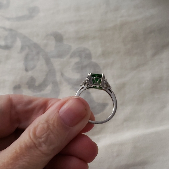 Ring - Picture 2 of 2